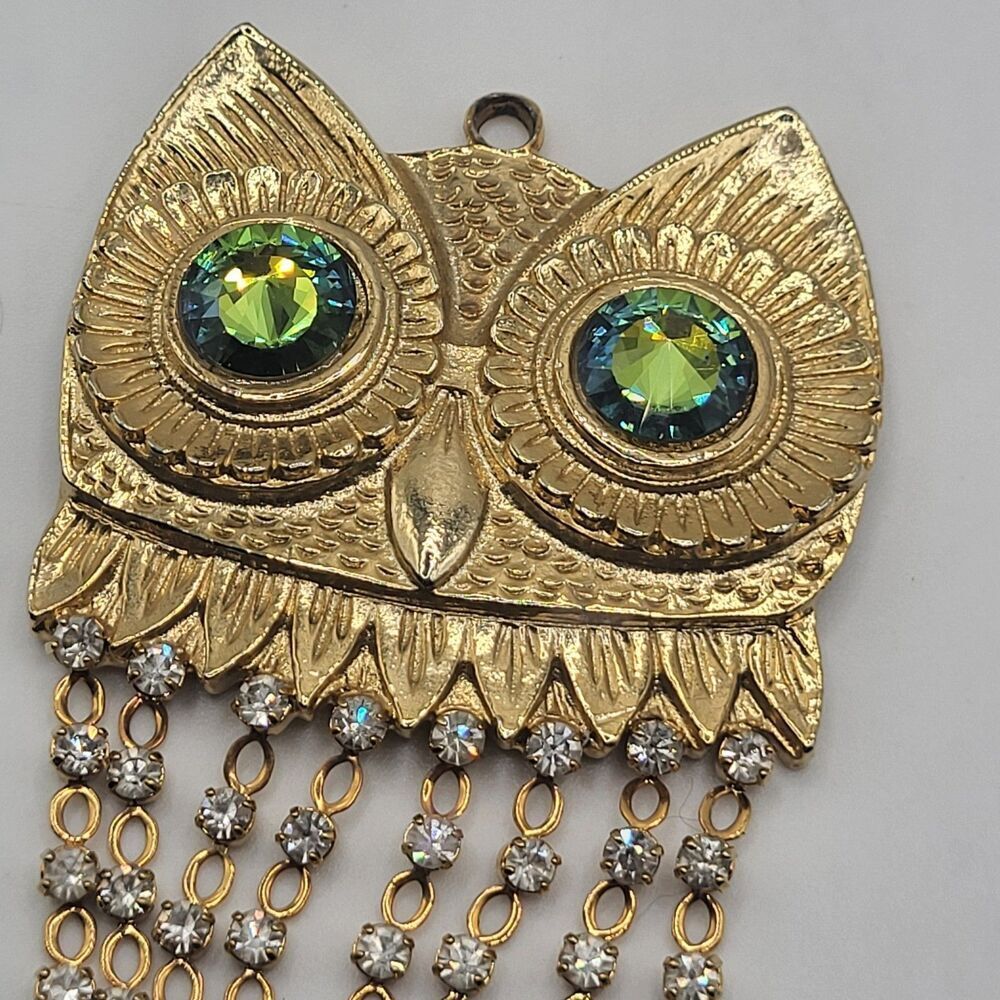 Gorgeous 70s AB Crystal Eyes Owl Pendant Necklace 4.5in long - see desc